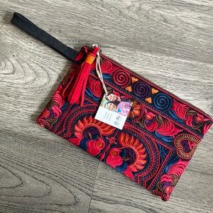 NWT! Scarlet Clutch Thailand Trades of Hope